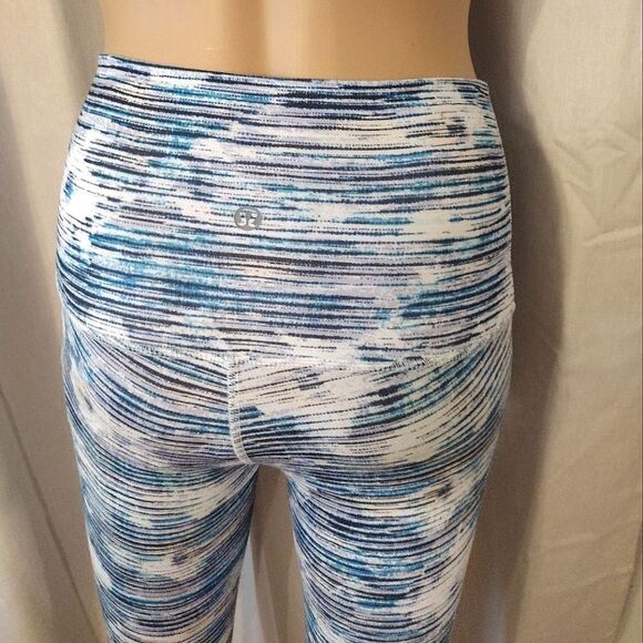 Lululemon Women's Size 2 High Times Blurry Belle Stretchy Multicolor Leggings - Picture 6 of 9